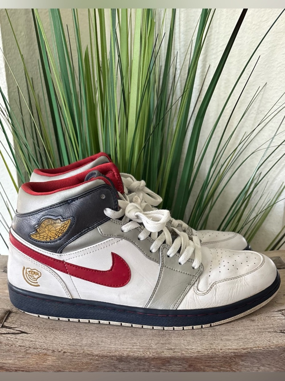 Air Jordan 1 Retro Olympic USA Sneakers